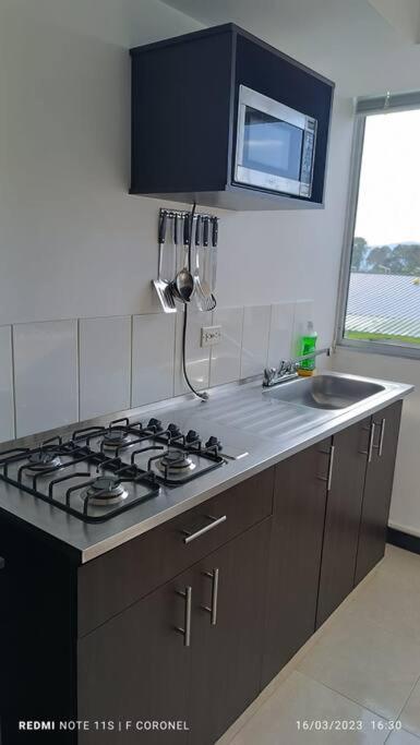 A 5 Min Del Parque Del Cafe Apartment Montenegro